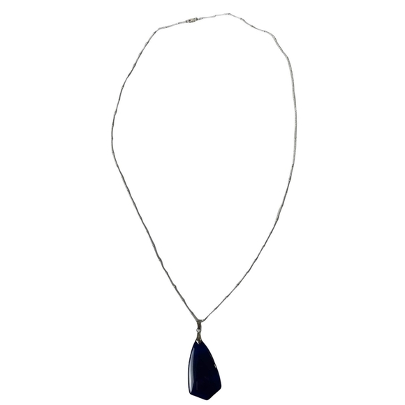 Beautiful Deep Blue Necklace - Picture 5 of 6